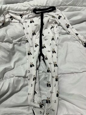 Kyte BABY Zen White Panda-Print Footed One-Piece